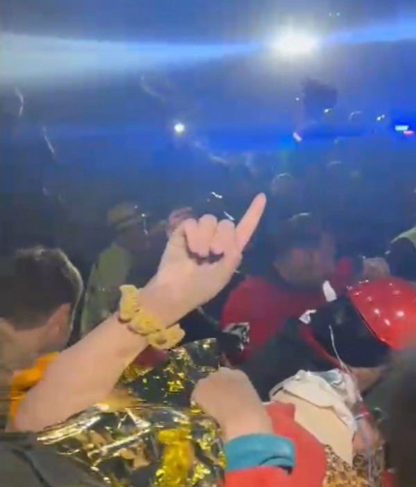 Fatma enkazdan 209. saatte çıkarıldı, parmağını kaldırıp kelime-i şehadet getirdi...